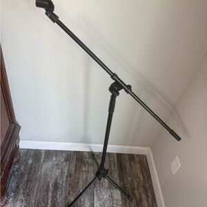 Adjustable Black Microphone Stand